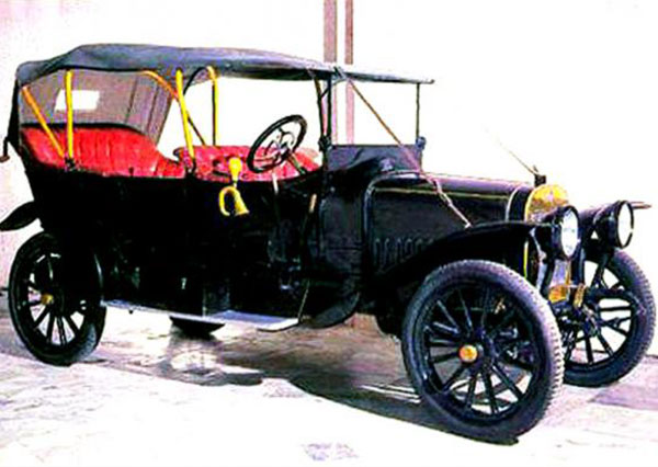 Первый автомобиль Руссо-Балт
