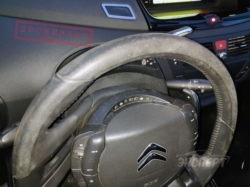 Руль затерт Citroen C4 Grand Picasso