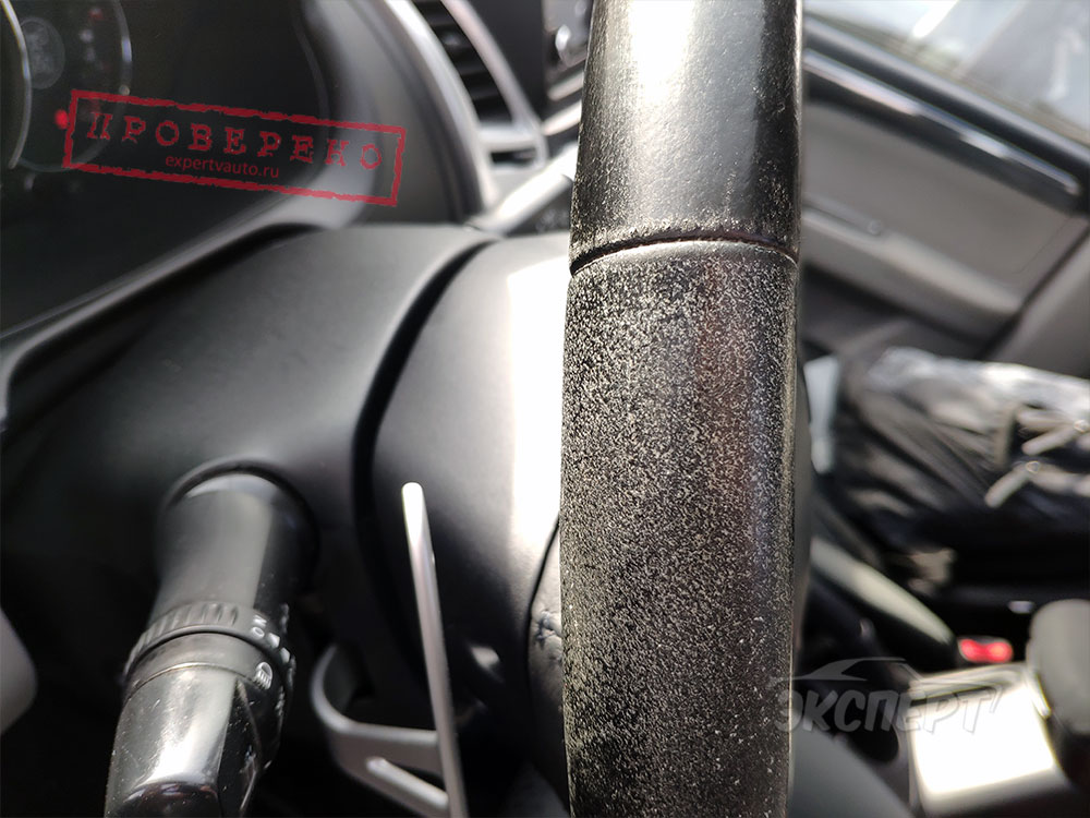 Руль сильно затерт Mitsubishi Pajero Sport