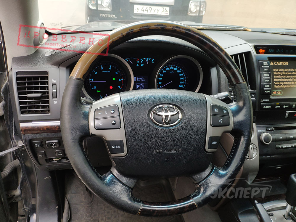 Руль Toyota Land Cruiser 200