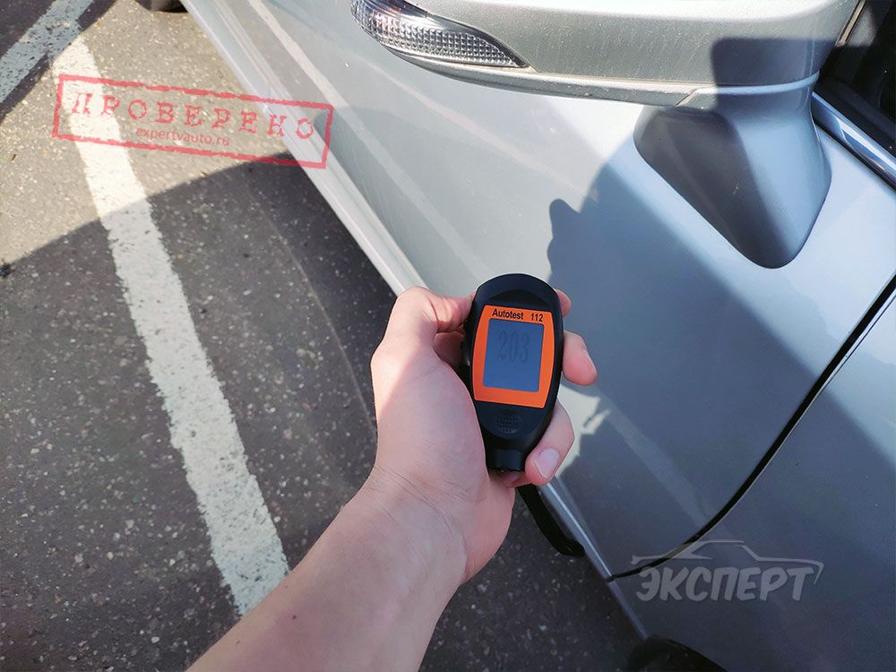 Показания толщиномера в микронах передней правой двери Toyota Venza