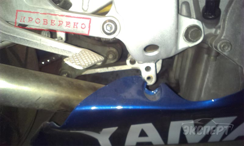 Пластик сломан Yamaha YZF R6