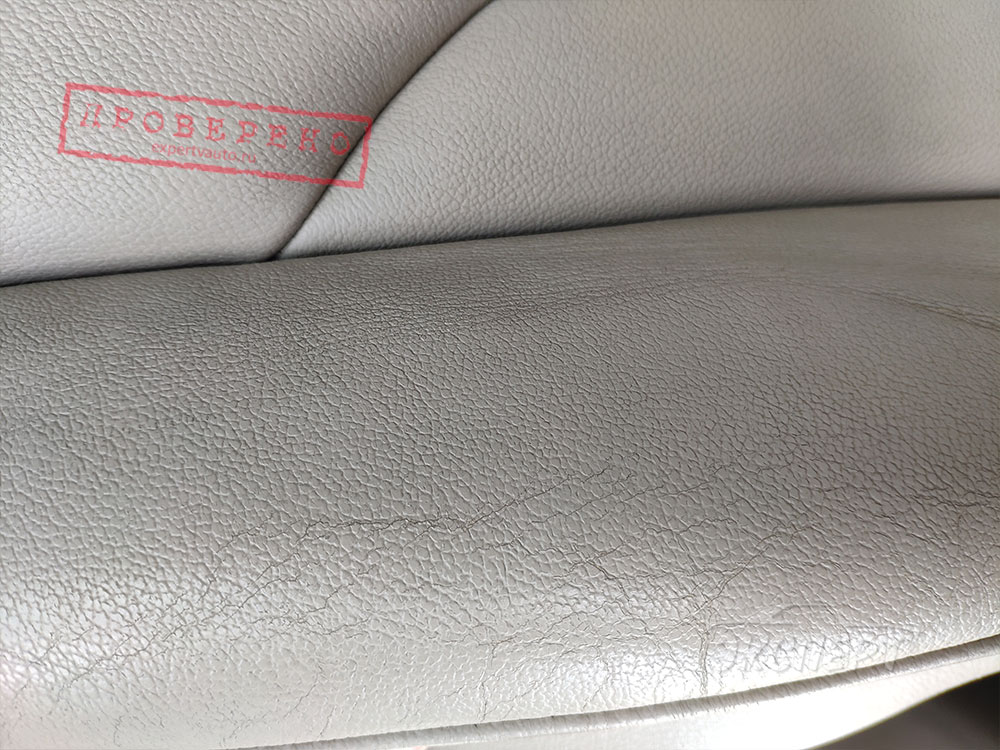 Крашенное сиденье Audi Q5 8R