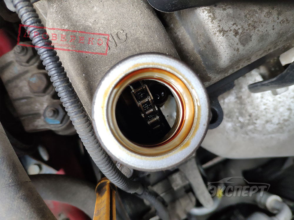Двигатель изнутри Chevrolet Spark